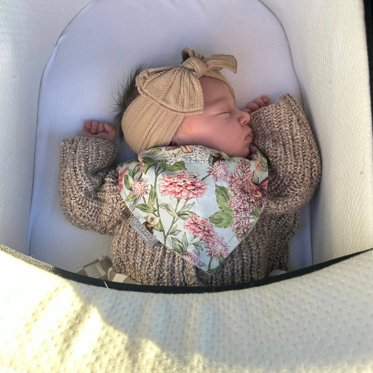 Flat Style Bib | Midnight florals