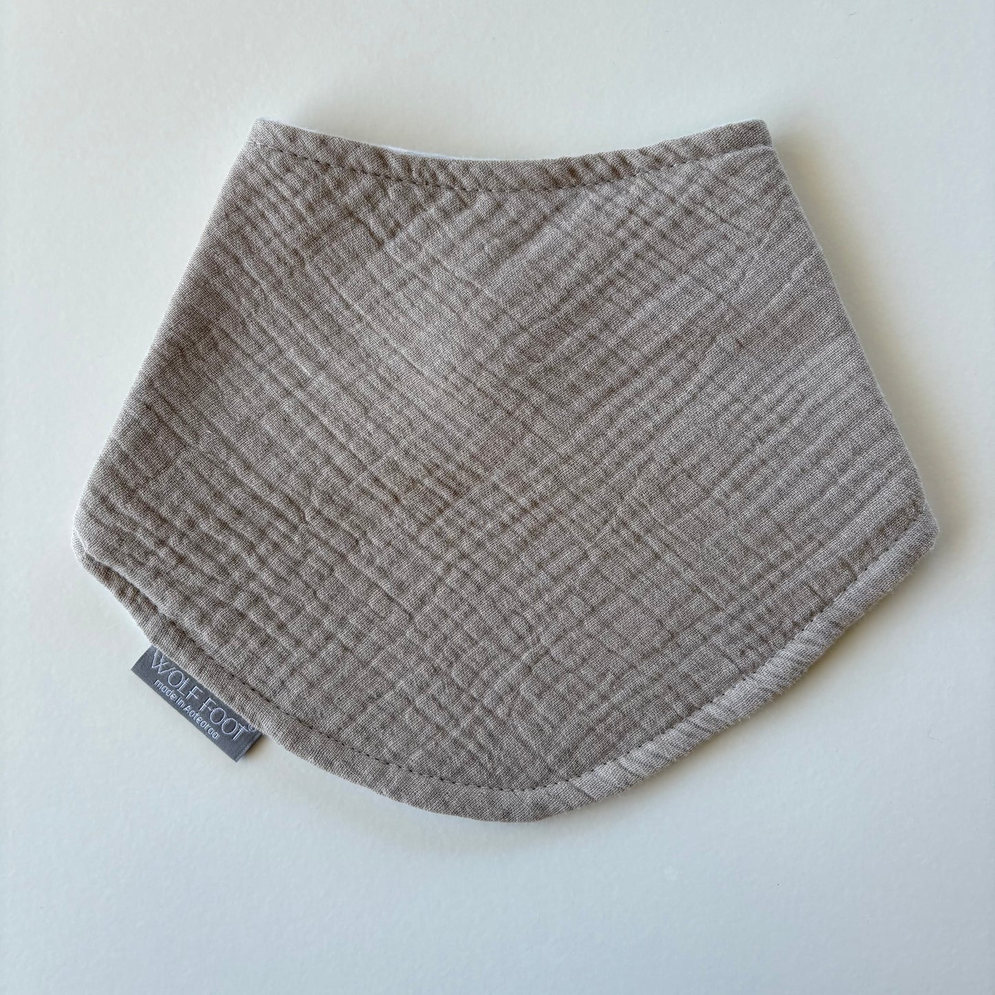 Bandana Bib | Crinkle grey