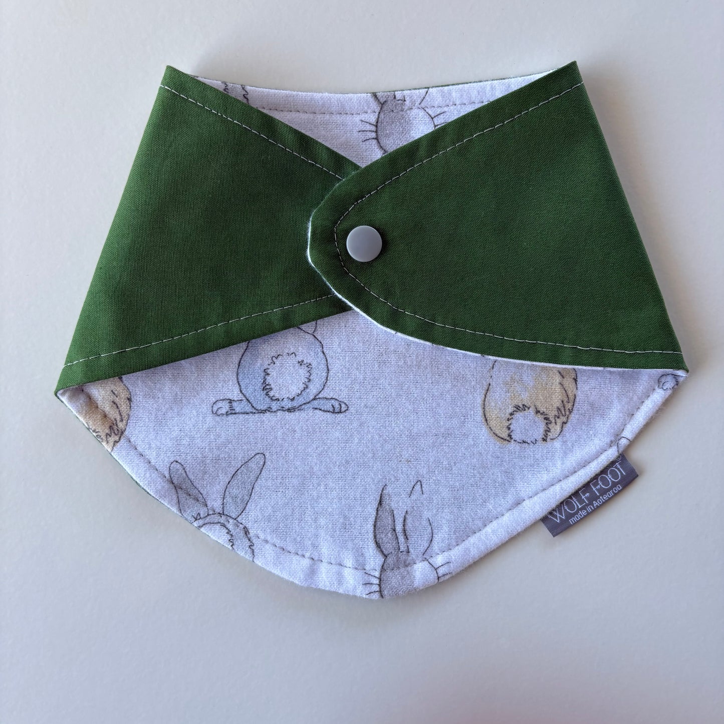 Bandana Bib | Leaf green