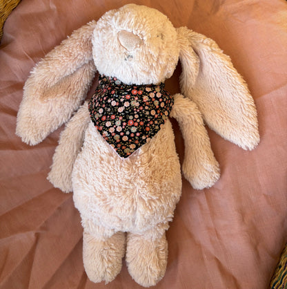 Bib for a toy