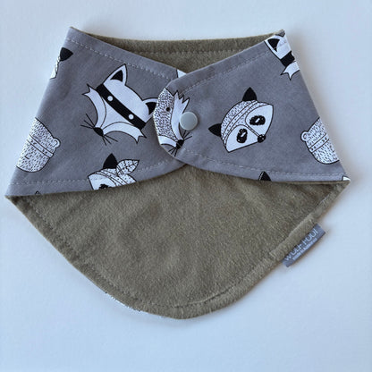 Bandana Bib | Grey woodland
